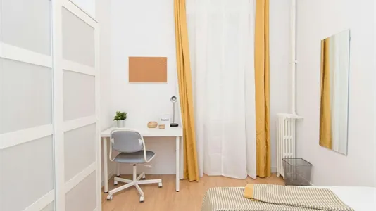 Rooms in Madrid Moncloa-Aravaca - photo 1