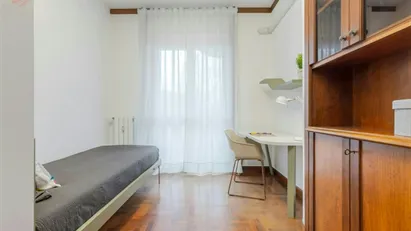 Room for rent in Milano Zona 9 - Porta Garibaldi, Niguarda, Milan