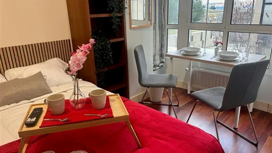 Rooms in Madrid Hortaleza - photo 4