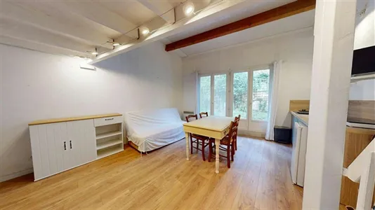 Houses in Bordeaux - photo 4