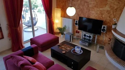 Apartments in Marathon - photo 3