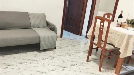 Houses in Madrid Puente de Vallecas - photo 6