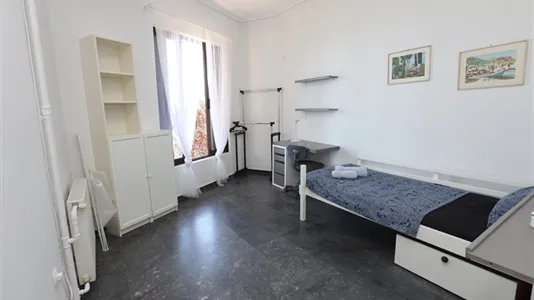 Rooms in Piraeus - photo 6