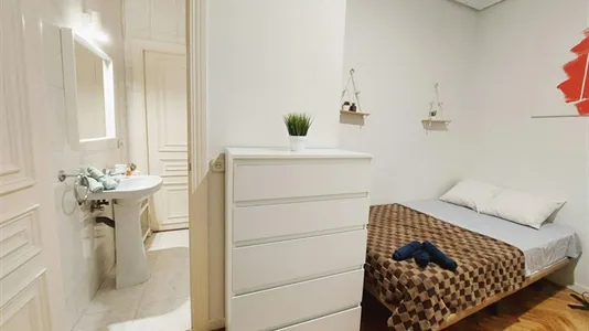 Rooms in Madrid Moncloa-Aravaca - photo 10