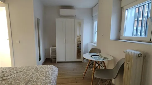 Houses in Madrid Chamartín - photo 5