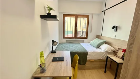 Rooms in Madrid Latina - photo 1
