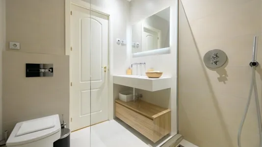 Apartments in Madrid Centro - photo 4