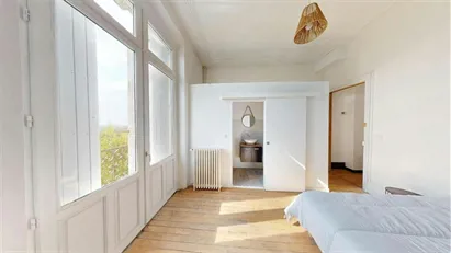 Room for rent in Angoulême, Nouvelle-Aquitaine