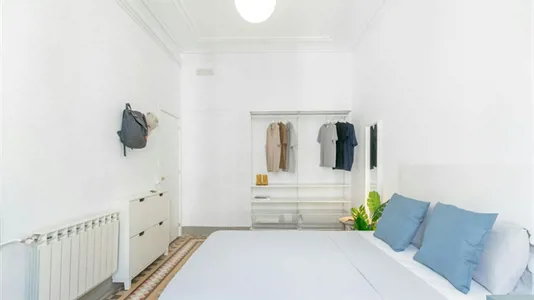 Rooms in Barcelona Eixample - photo 3