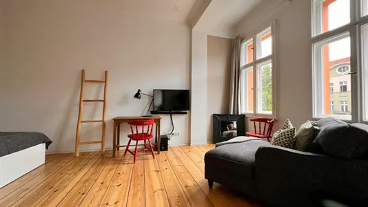 Apartments in Location is not specified - photo 6