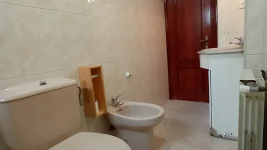 Rooms in Madrid Ciudad Lineal - photo 8