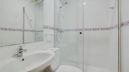 Rooms in Barcelona Eixample - photo 6