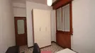 Room for rent, Milano Zona 7 - Baggio, De Angeli, San Siro, Milan, Via Sebastiano Veniero