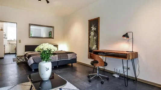Apartments in Cologne Rodenkirchen - photo 2