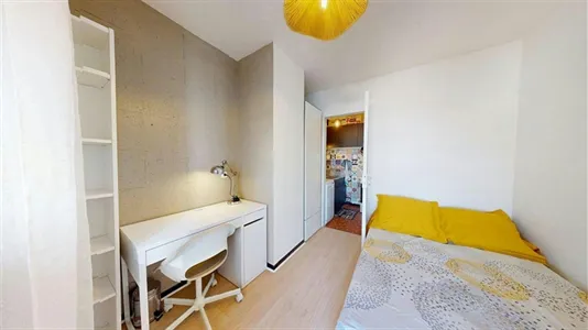 Rooms in Lyon - photo 3
