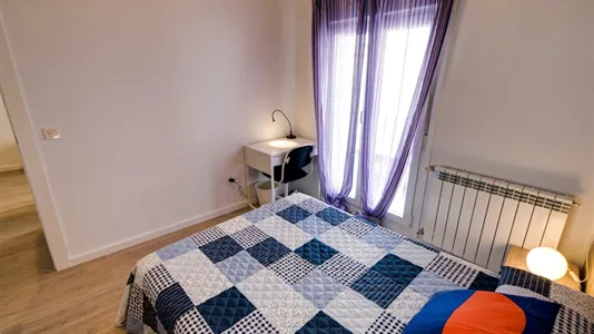 Rooms in Zaragoza - photo 3