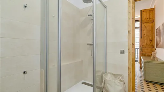 Rooms in Barcelona Eixample - photo 6