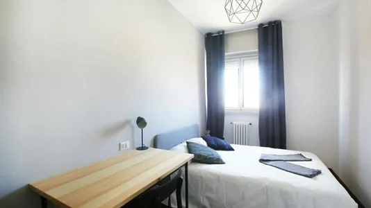 Rooms in Milano Zona 7 - Baggio, De Angeli, San Siro - photo 2