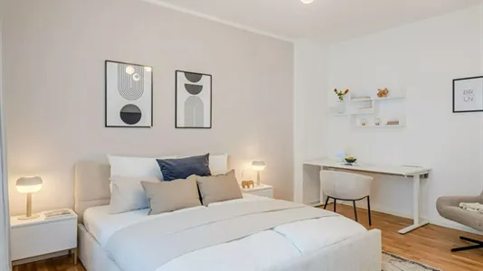 Apartments in Berlin Steglitz-Zehlendorf - photo 4