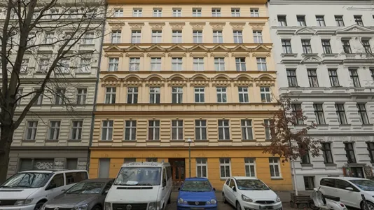 Apartments in Berlin Friedrichshain-Kreuzberg - photo 2