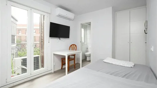 Apartments in Madrid Arganzuela - photo 3