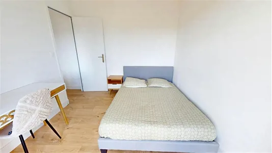 Rooms in Saint-Étienne - photo 2