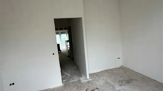 Apartments in Rotterdam Feijenoord - photo 5