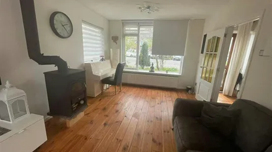 Rooms in Amsterdam Noord - photo 2