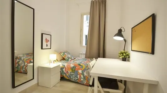 Rooms in Madrid Chamberí - photo 6