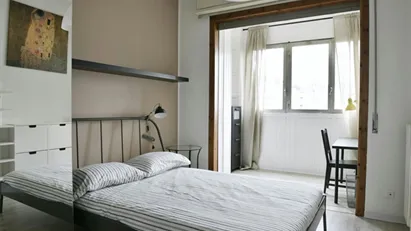 Room for rent in Milano Zona 7 - Baggio, De Angeli, San Siro, Milan