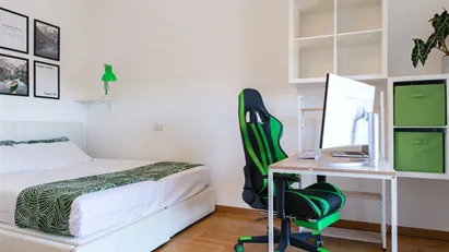 Room for rent in Milano Zona 1 - Centro storico, Milan