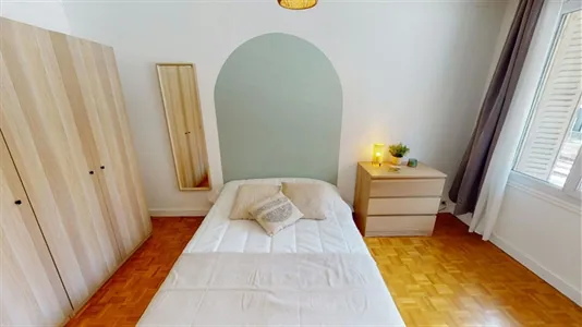 Rooms in Paris 17ème arrondissement - photo 3