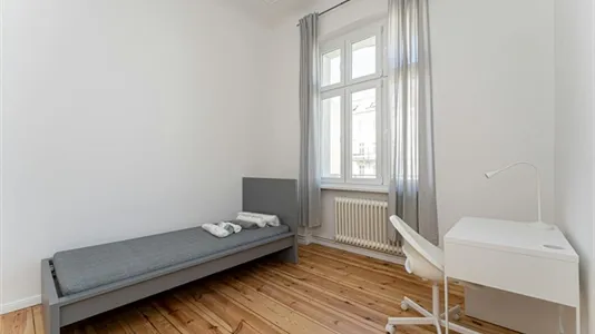 Rooms in Berlin Neukölln - photo 3