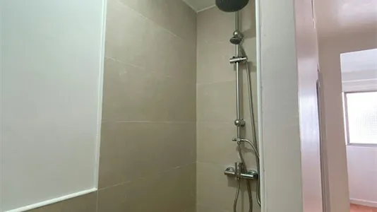 Rooms in Mislata - photo 7