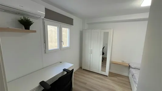 Rooms in Valencia Extramurs - photo 4