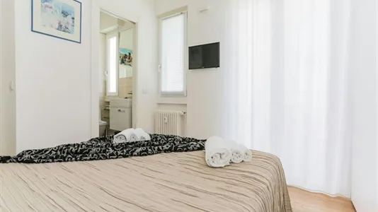 Apartments in Milano Zona 8 - Fiera, Gallaratese, Quarto Oggiaro - photo 4