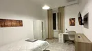 Room for rent, Roma Municipio I – Centro Storico, Rome, Viale dello Scalo San Lorenzo