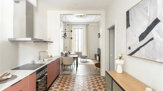 Apartments in Barcelona Ciutat Vella - photo 9