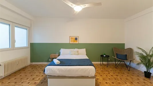 Rooms in Madrid Retiro - photo 6