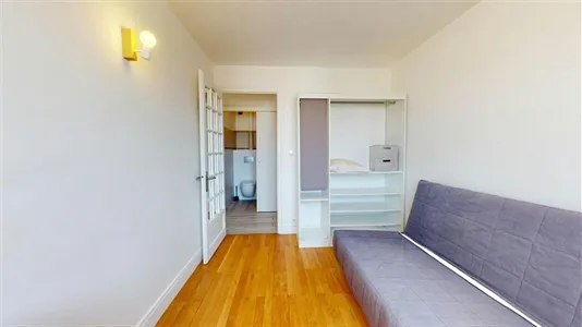 Apartments in Lyon - photo 3