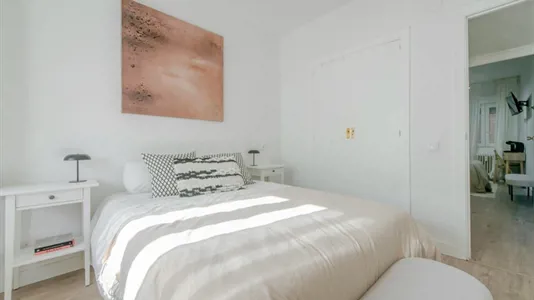 Rooms in Madrid Chamberí - photo 1