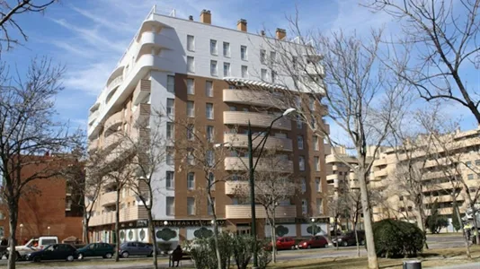 Rooms in Zaragoza - photo 2