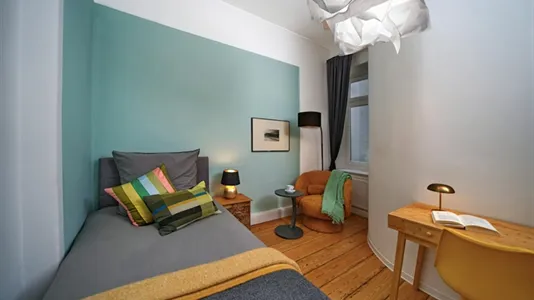 Rooms in Hamburg Eimsbuttel - photo 1