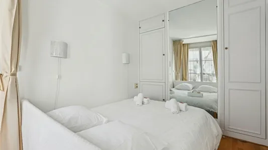 Apartments in Paris 1er arrondissement - photo 10