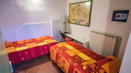 Rooms in Florence - photo 1