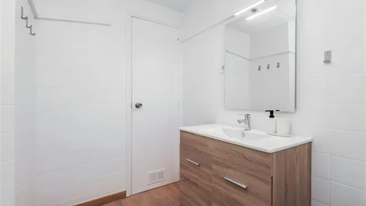 Rooms in Reus - photo 9