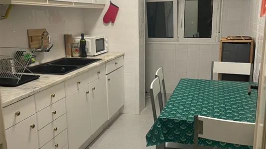 Rooms in Almada - photo 8