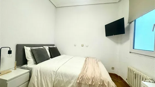 Rooms in Madrid Chamberí - photo 9