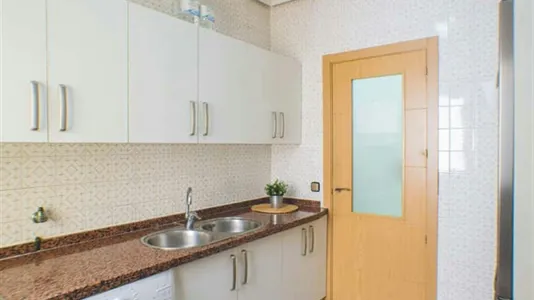 Rooms in Madrid Retiro - photo 5