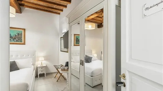 Rooms in Florence - photo 5
